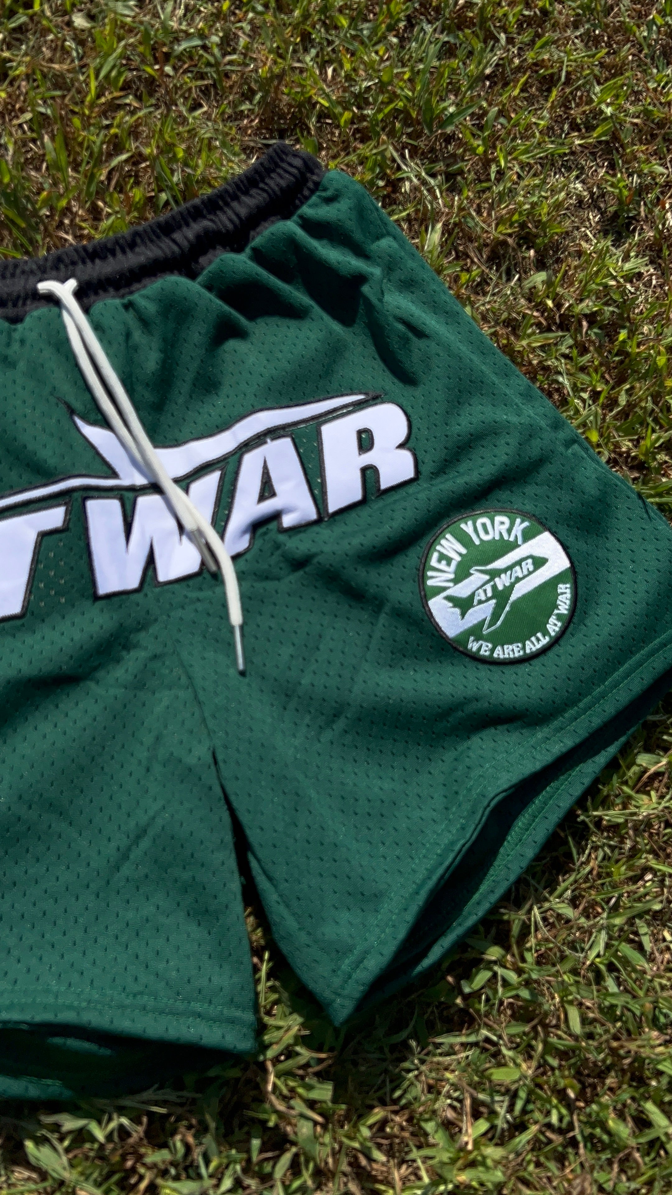 NYJ Short (GOTHAM GREEN)