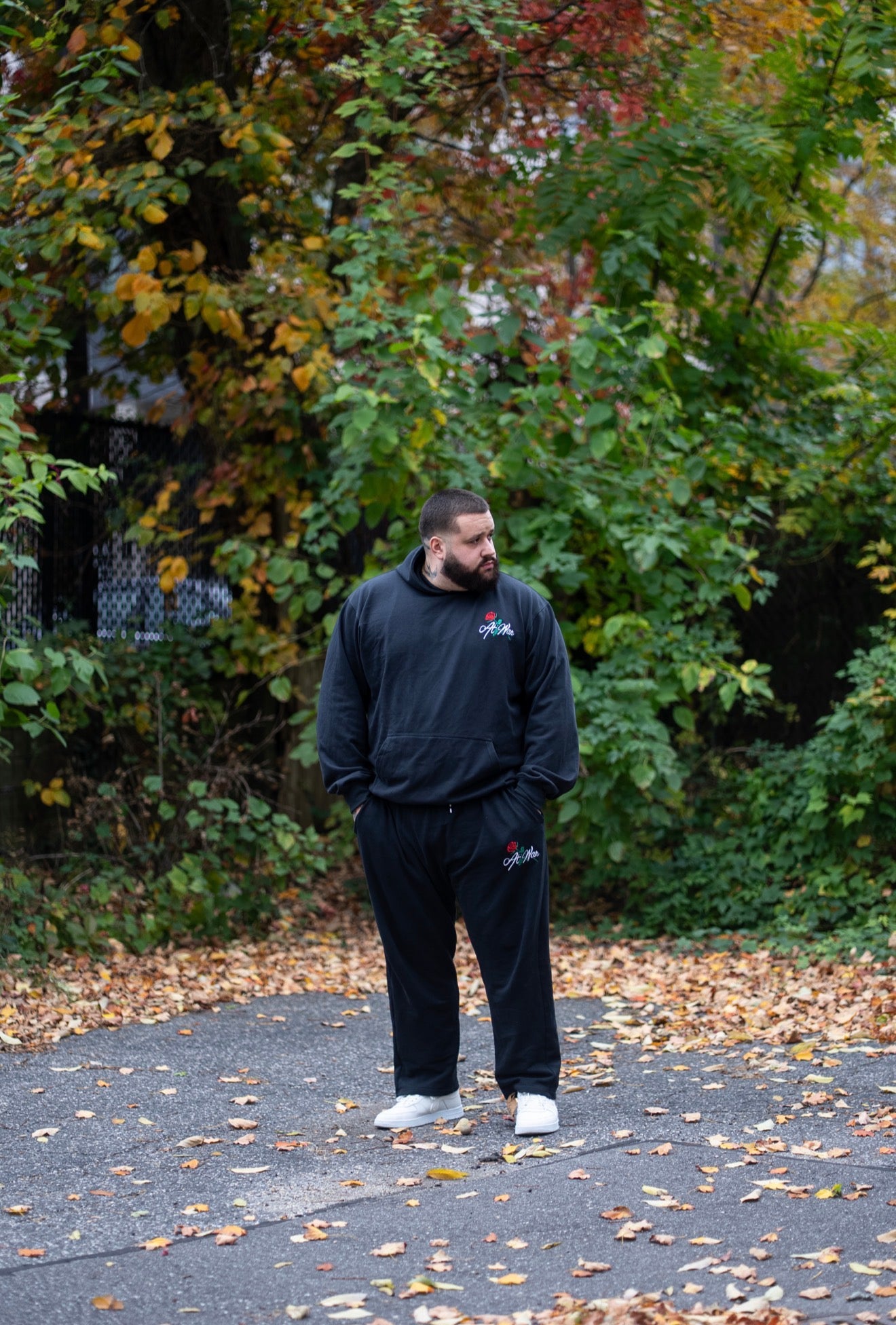 Weekender Hoodie (BLACK)