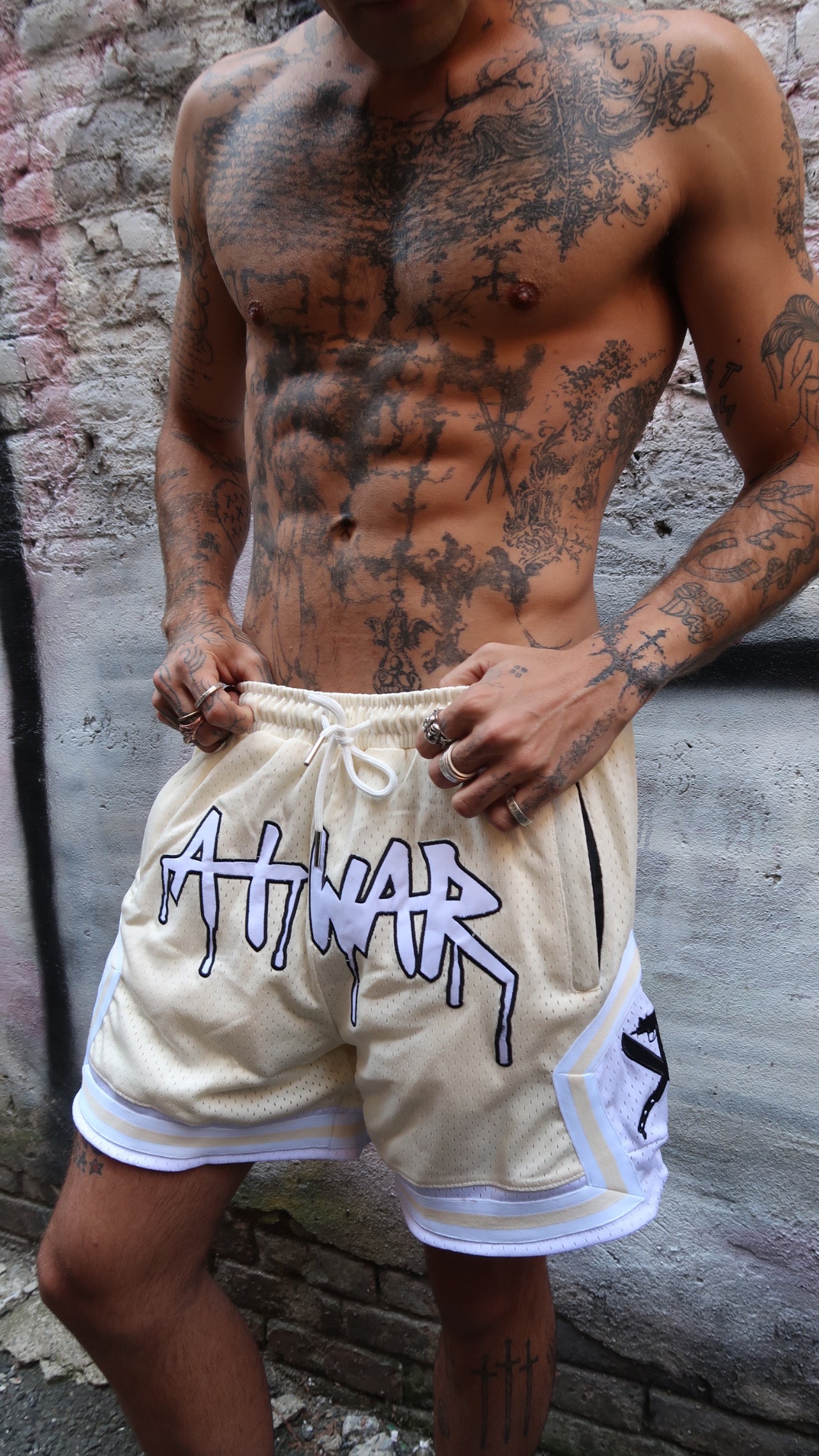 Mesh Basketball Shorts (CANNOLI CREAM)