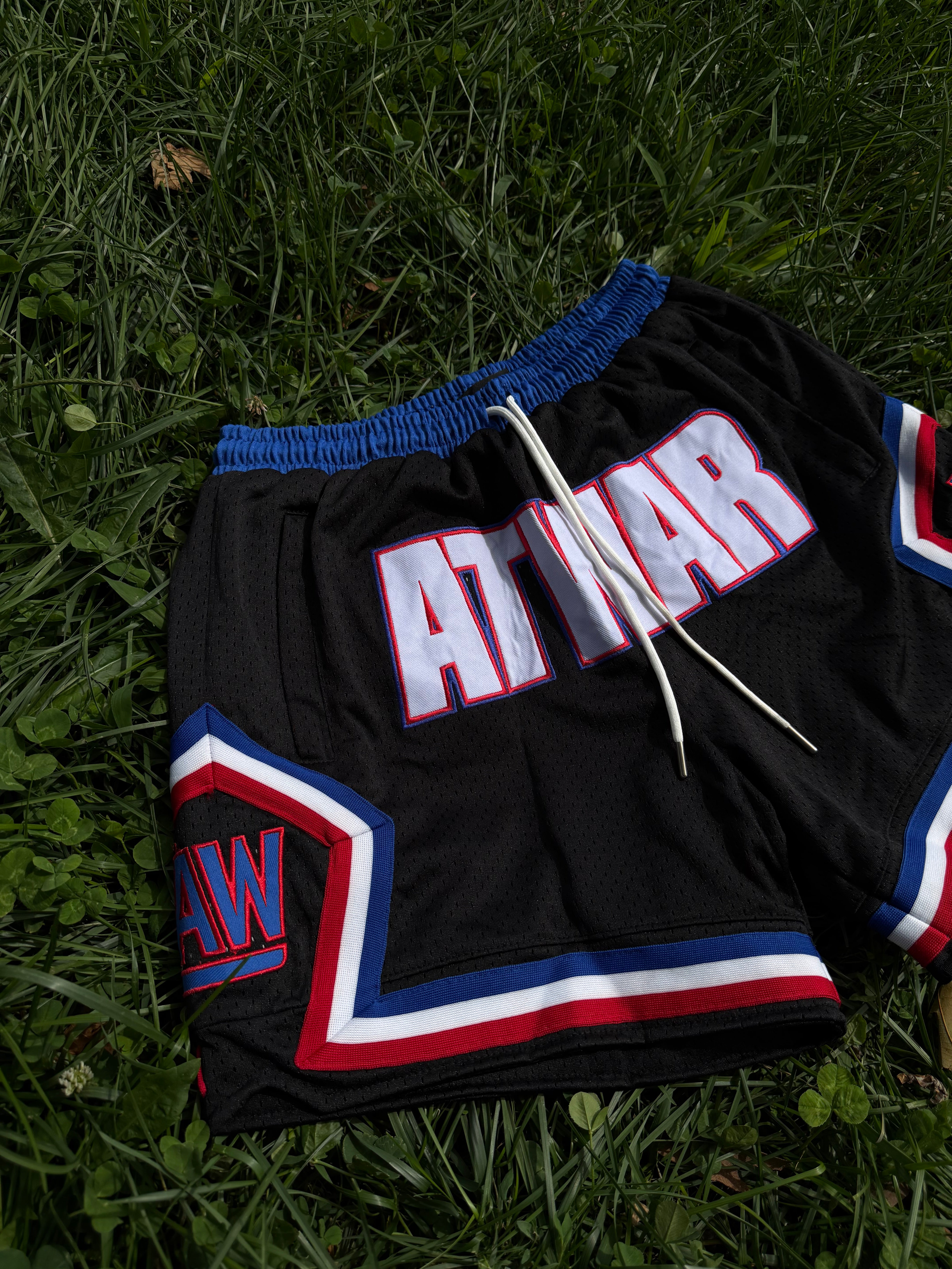 NYG At War Shorts (BLACK)