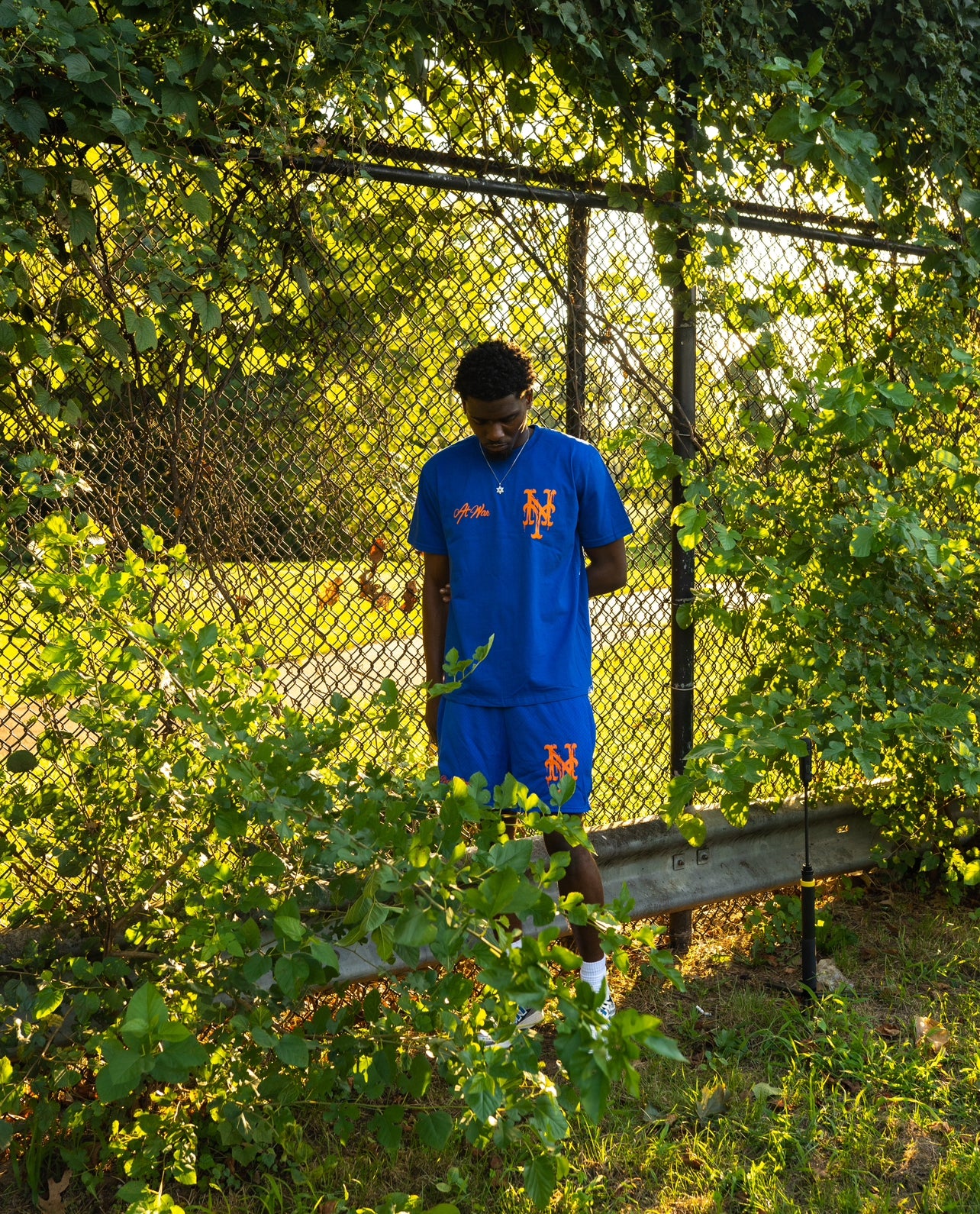 Broken Dreams T-Shirt (QUEENS ROYAL BLUE)